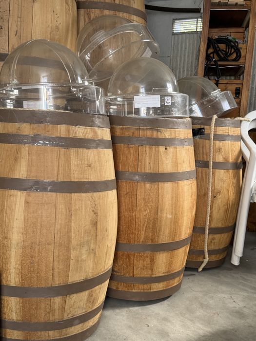 Barris de 150L madeira castanho