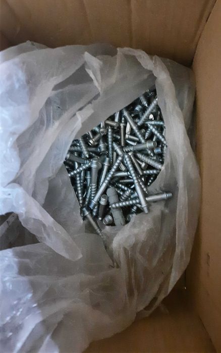 Wkręt dwugwintowy z kołnierzem WK-KLM8X70mm, marka NICZUK wysyłka