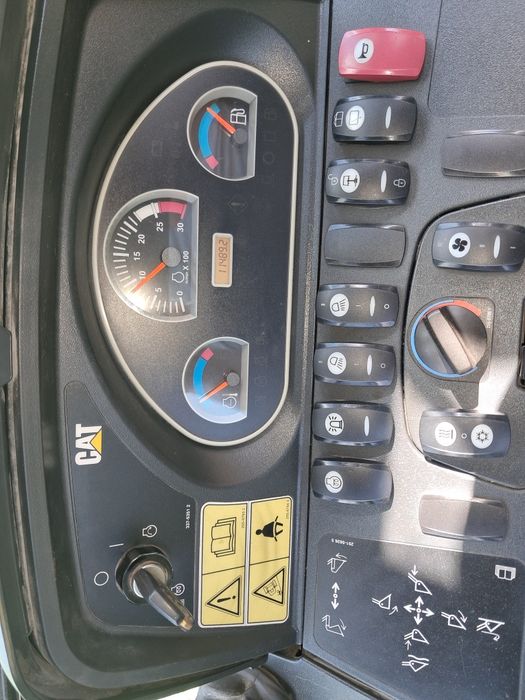 Koparko ładowarka cat 428 e