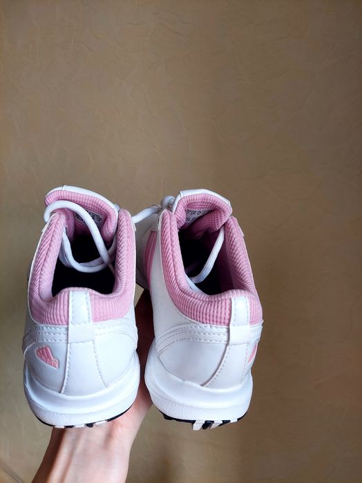 Кросівки Адідас, Adidas бутси Футзалки