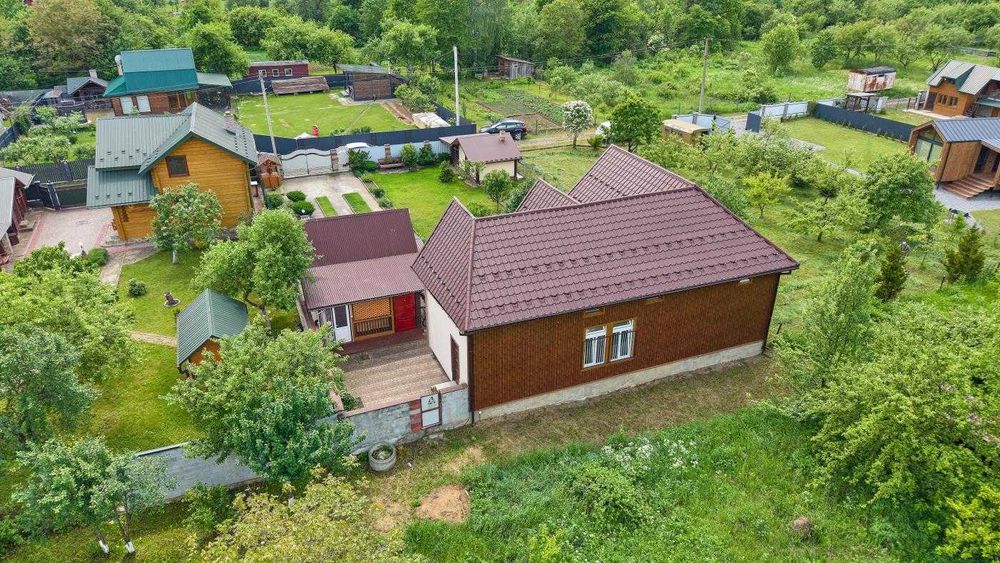 Будинок у Карпатах 195 м² + гостьовий будинок та колиба | Для життя або бізнесу