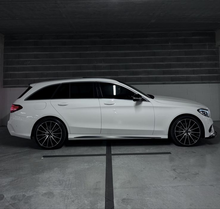Mercedes-Benz C220d AMG Automática 7G [Trato de Financiamento] foto 4