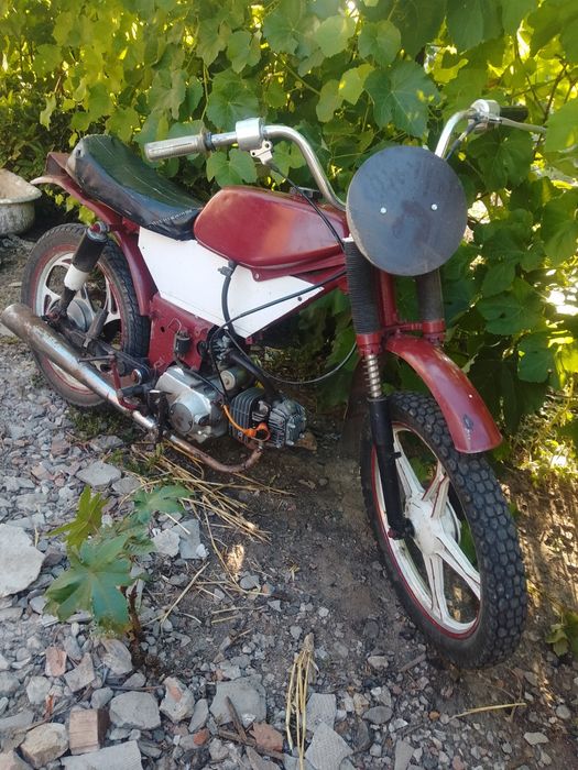 Продам мотоцикл " Delta 125cc " маленькое падение
