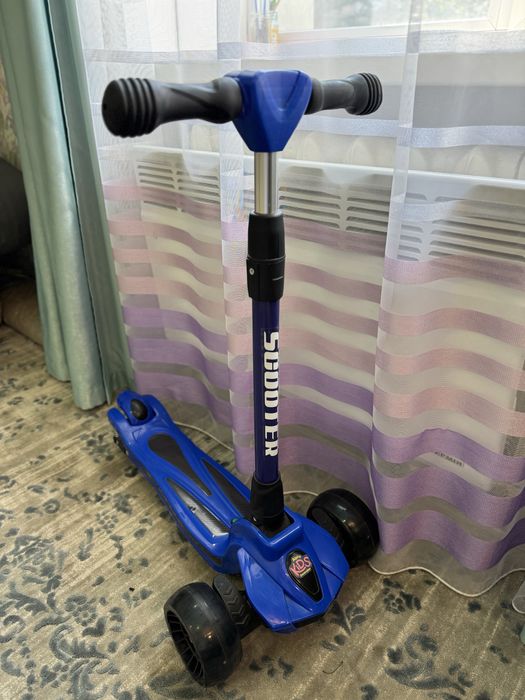 Самокат для дітей від 3 років Alpha Kids Generation