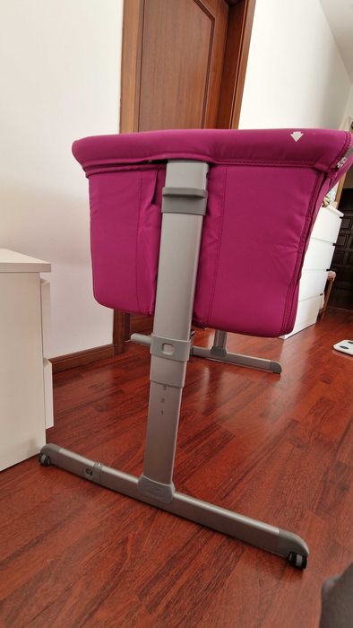 Next to me Chicco + 2 conjuntos de roupa de cama