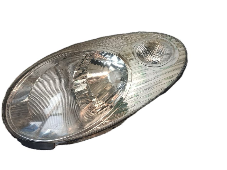 Ótica / farol esquerda NISSAN Micra III (K12)
