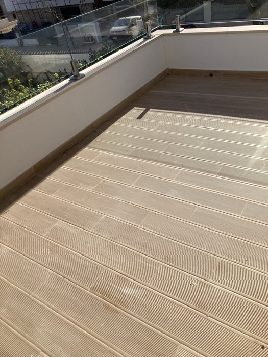 Limpeza e tratamento de pavimentos