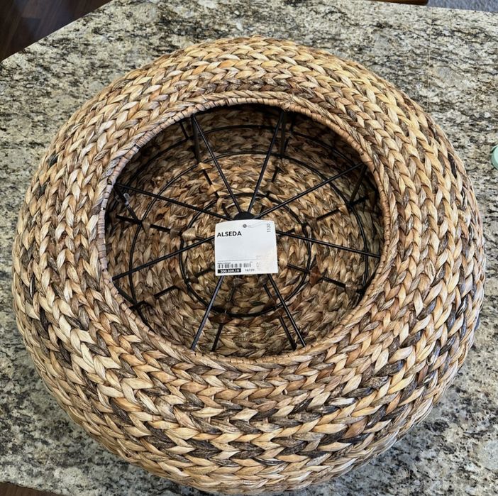 Włókno bananowca. Nowy stołeczek siedzisko stolik ikea