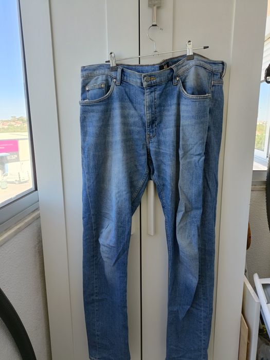 Calça usado, bem estimado.
Venda por falta de uso