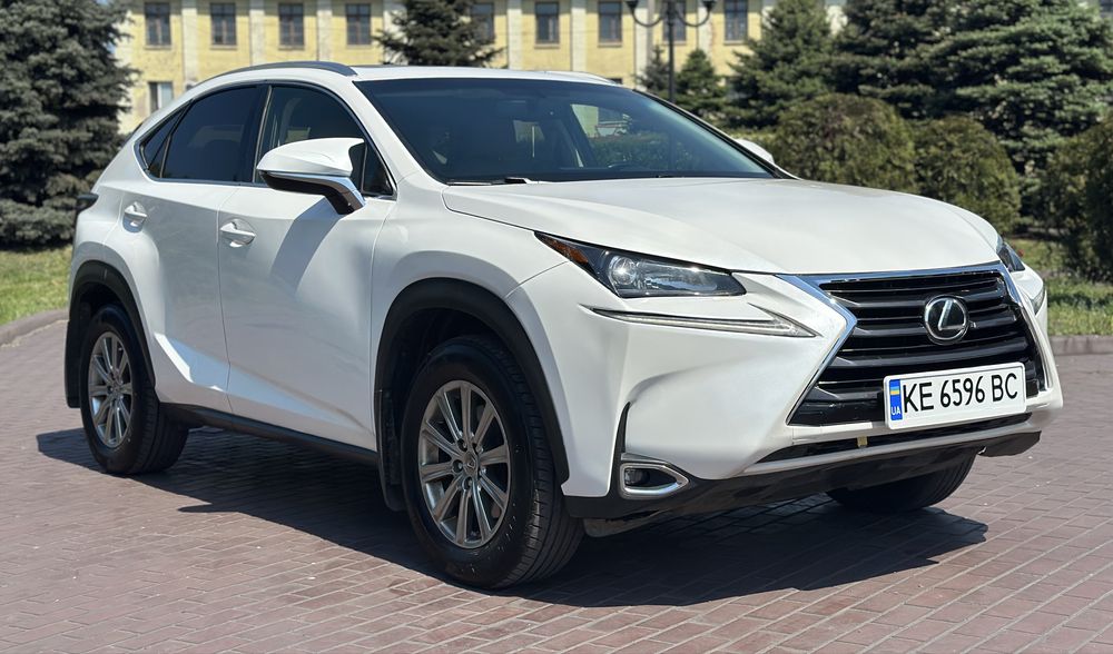 Продам Lexus NX200t 2017 2.0t бензин полный привод