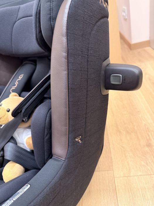 Fotelik samochodowy Nuna Pipa + TODL z bazą obrotową