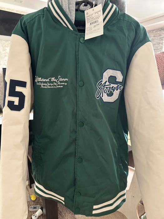 Продам куртку бомбер