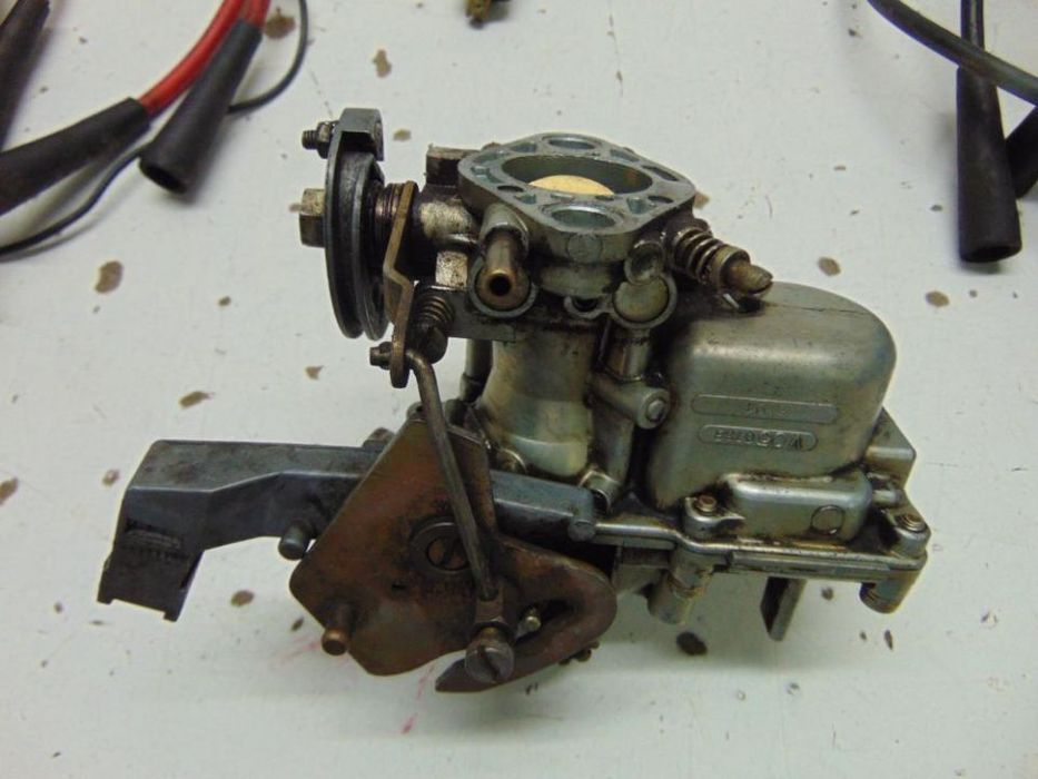 Renault 4L carburador " usado em bom estado