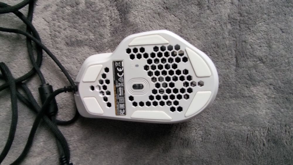 Myszka gamingowa Super lekka Glorious model I USB 69g