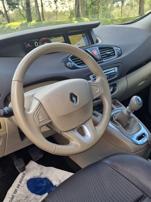 Renault Grand Scénic 1.5 DCI 110cv | 7 Lugares