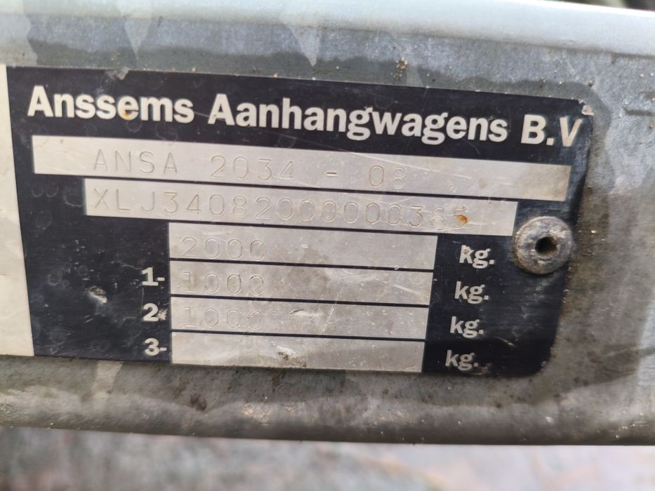 Przyczepa samochodowa DMC 2000kg 330×180