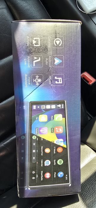 Wyświetlacz samochodowy z AndroidAuto/carplay