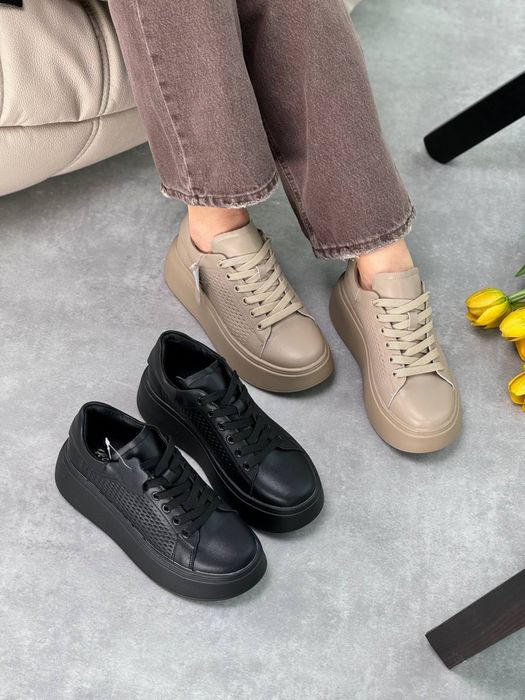 Кросівки натуральна шкіра