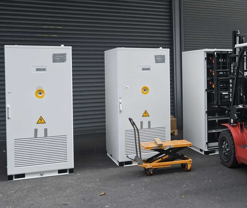 Magazyny energii dla firm  261kwh– montujemy na terenie Małopolski i Śląska