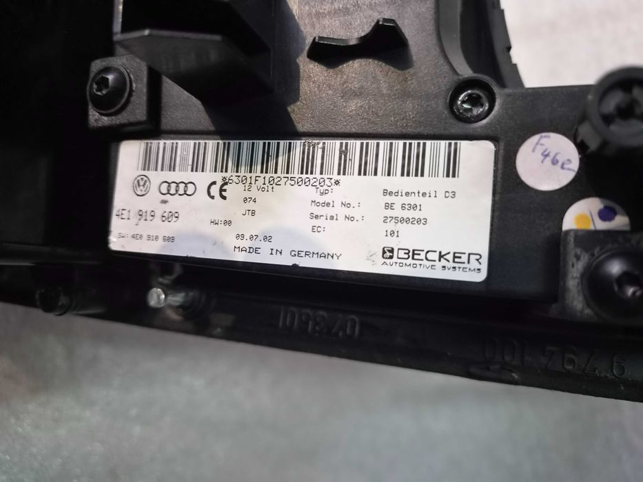 Panel konsola MMI Audi A8 D3 -609