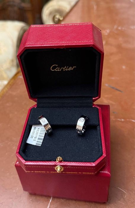 Сережки від Cartier оригінал