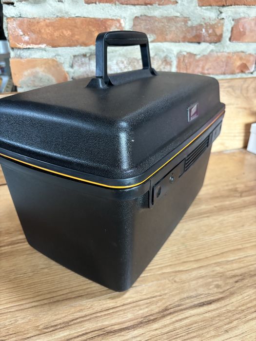 Kuferek kosmetyczny Visa Delsey.!