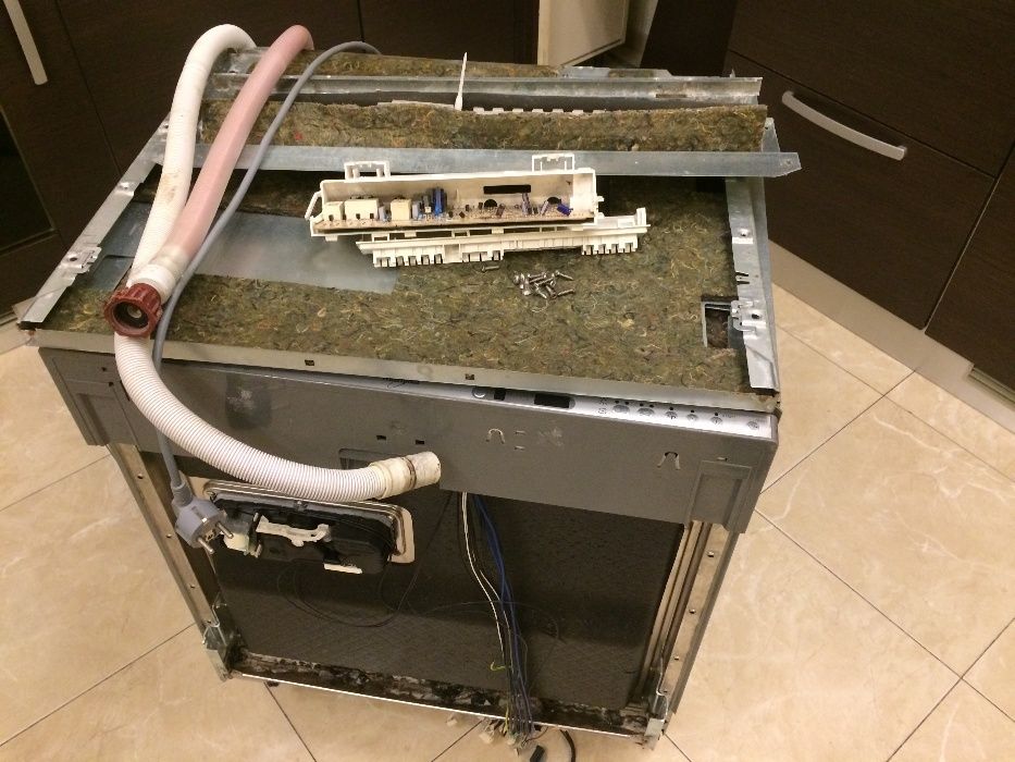 Посудомийка Whirlpool WP79/2 на запчастини