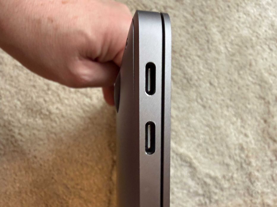 MacBook Air A1 / komplet /super stan !