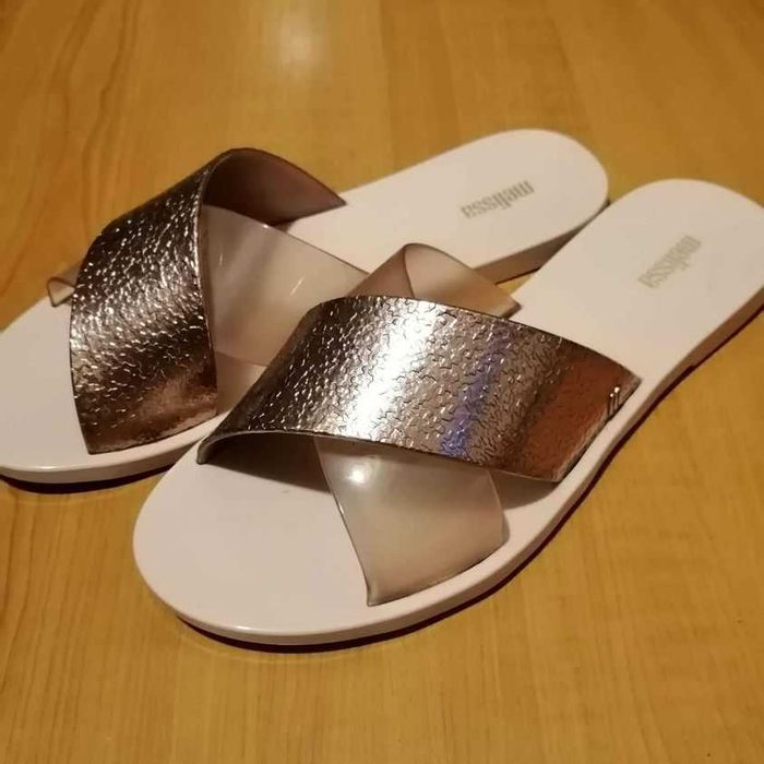 Sandálias Marca Melissa
