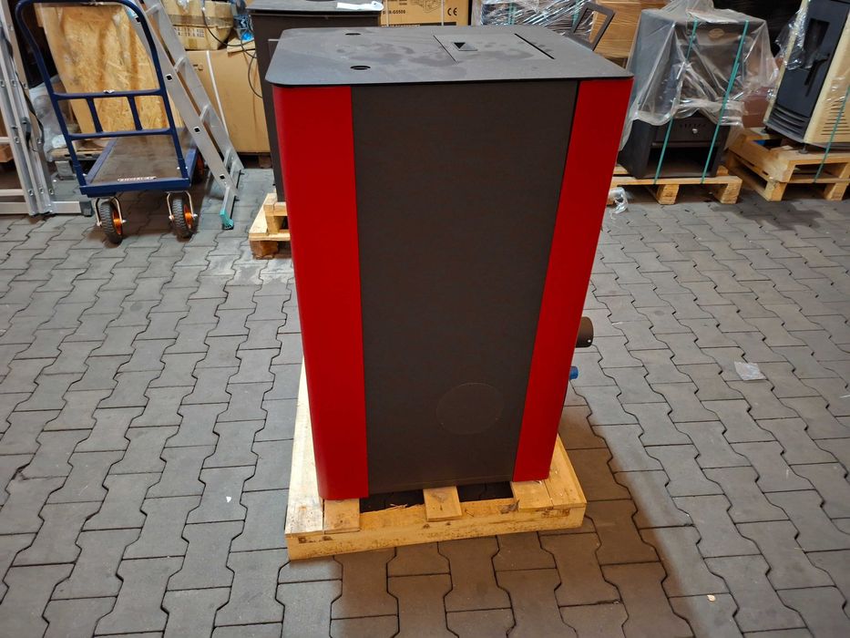 Piec kocioł CO na pellet z płaszczem wodnym TERA 18 BLIST A+ ECODESIGN