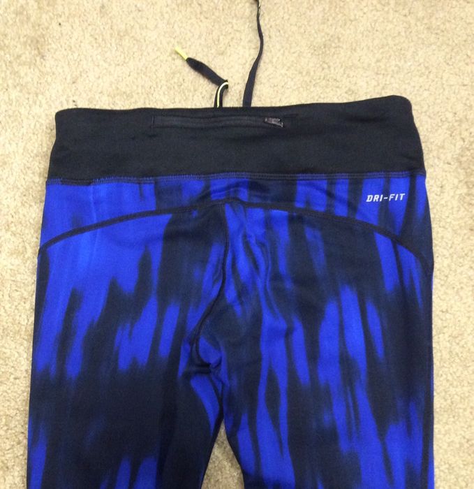 Тайтсы Nike Epic Run Crop оригинал сост. отличное плотные размер XS