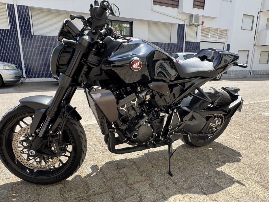 Honda cb1000r Black Edition