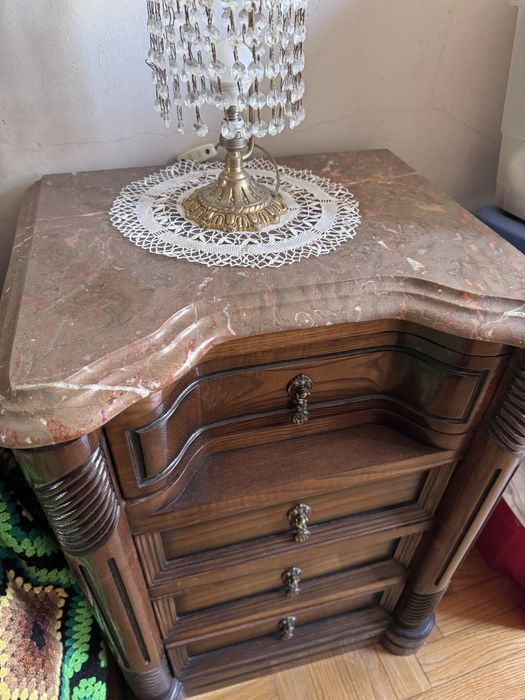 Vendo em separado - Moveis em mogno e tampos de marmore