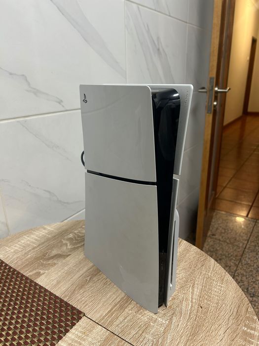 Consola PS5 SLIM