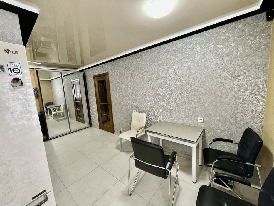 Квартира під салон чи магазин бізнес: 84 000 $ - Продаж квартир Умань ...