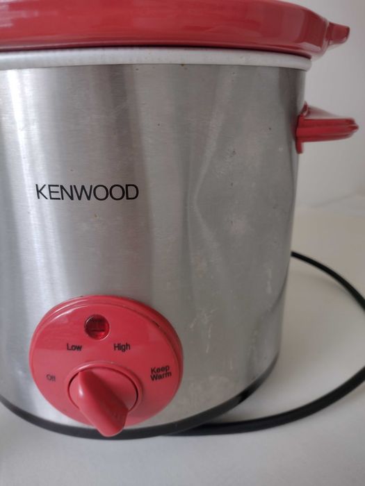 Garnek elektryczny do gotowania ryżu, kaszy. Parowar.