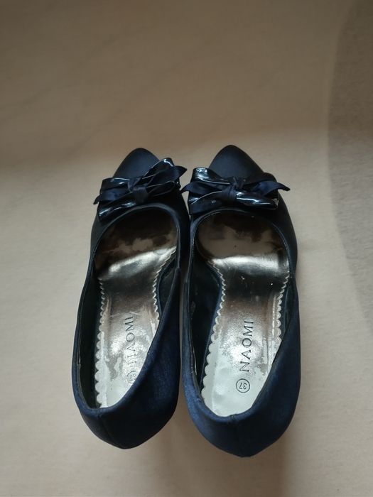 Buty na obcasie..