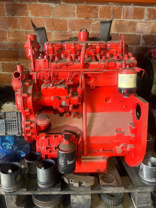 Silnik PERKINS 4.236 do kombajnu (CLAAS, MASSEY FERGUSON)