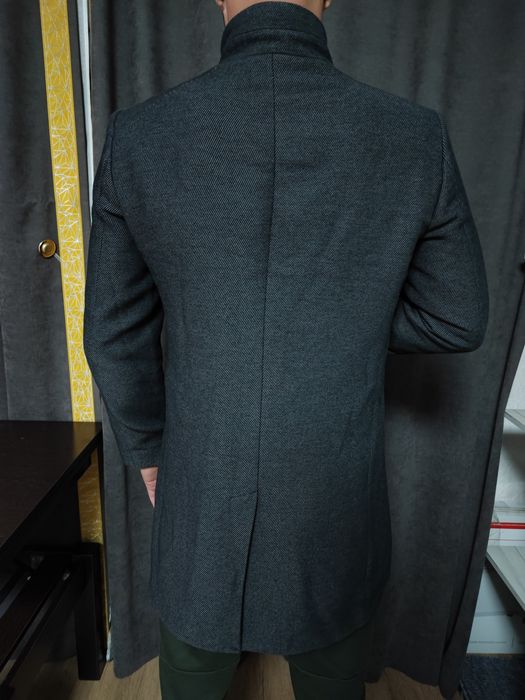 Чоловіче пальто Zara