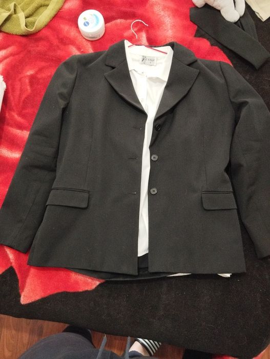 Traje académico feminino