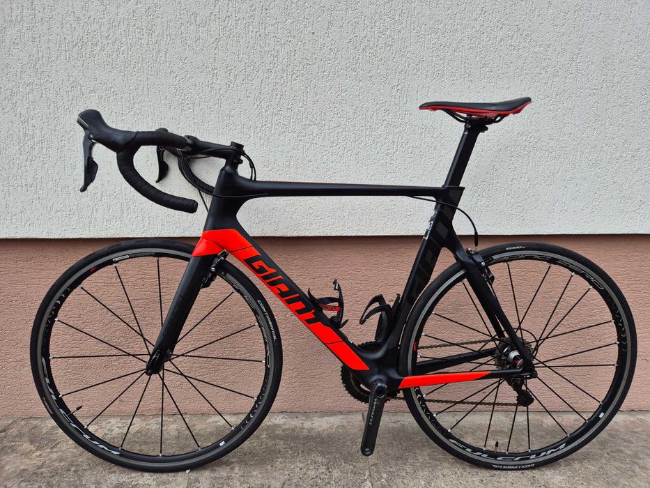 Rower szosowy full carbon Giant Propel Advanced