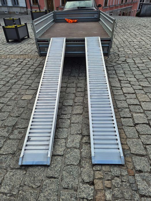 Najazdy aluminiowe od 1-5m, od ręki lub na zamówienie, udźwig do 44T