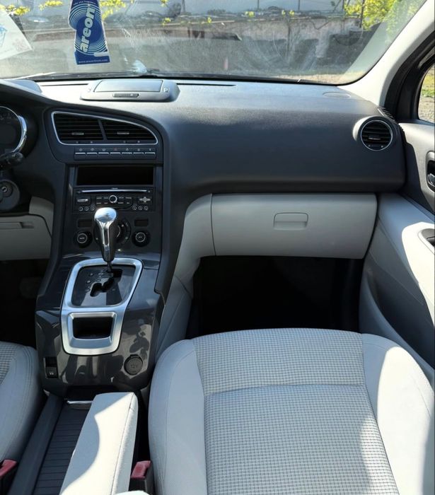 Продам Peugeot 5008 2010 рік можлива розстрочка, кредит!