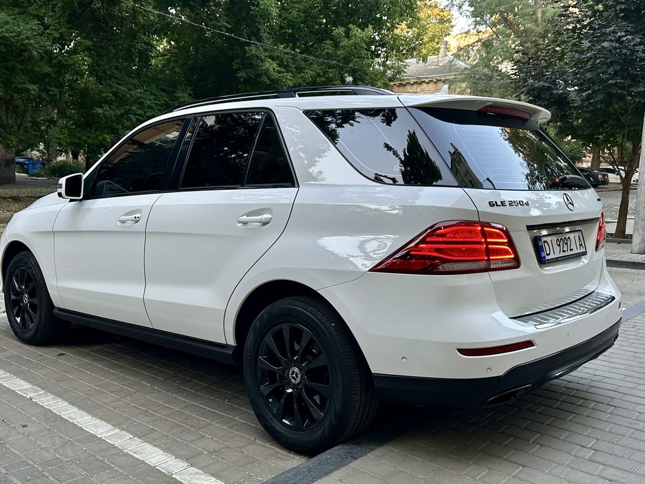 GLE 250 diesel офіційний 17 рік