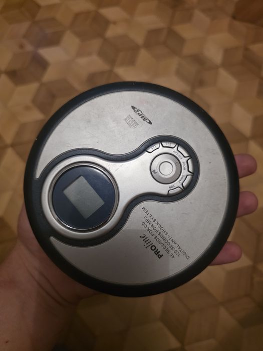 Przenośny odtwarzacz CD / MP3 Discman Proline DM2145MP3 retro y2k
