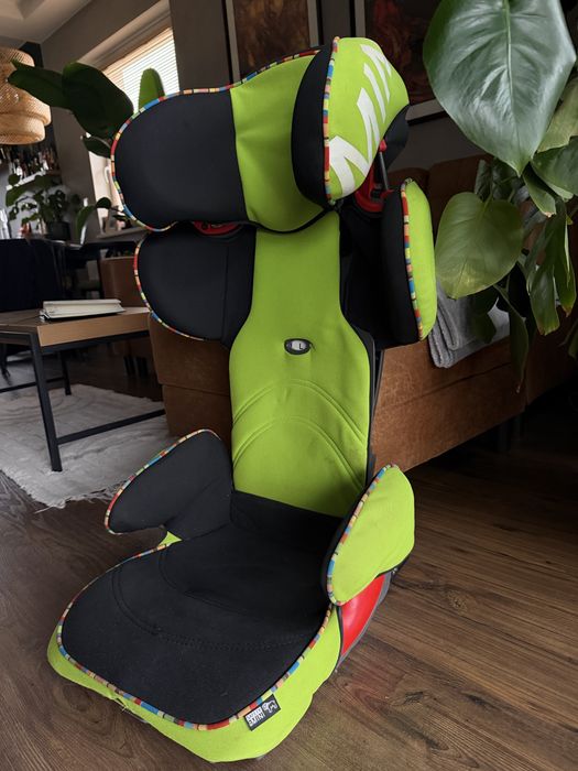 Fotelik dziecięcy BMW / MINI z ISOFIX