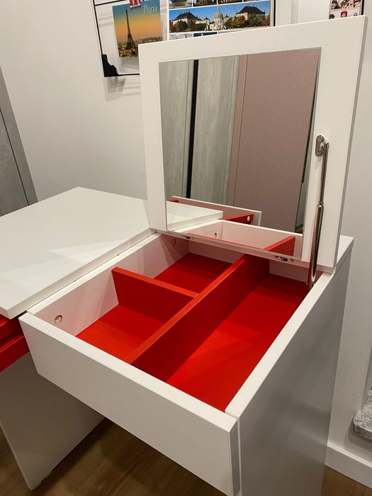 Toaletka Ikea Brimnes