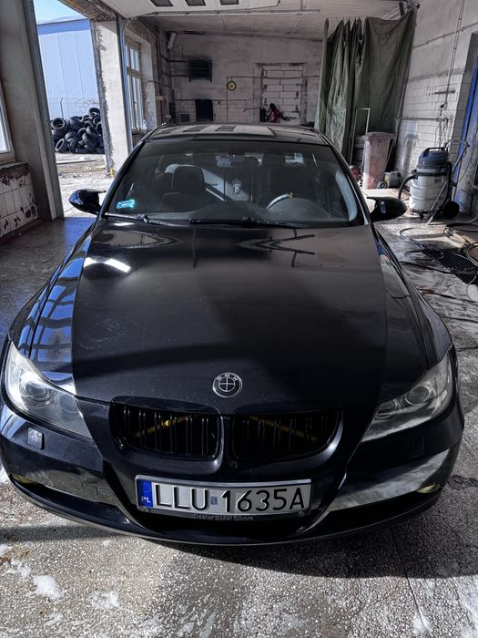 Bmw e90 2007rok  2.0benzyna+ lpg