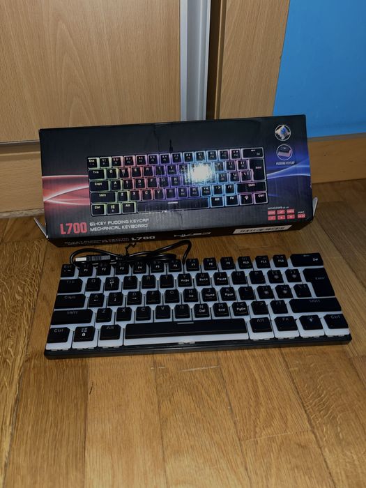 Teclado Gaming  Mecânico L700