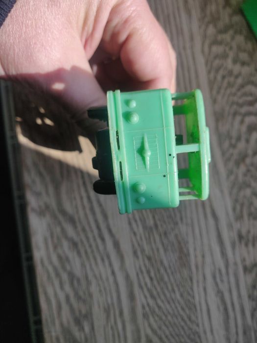 Stara zabawka ciężarówka Guliwer